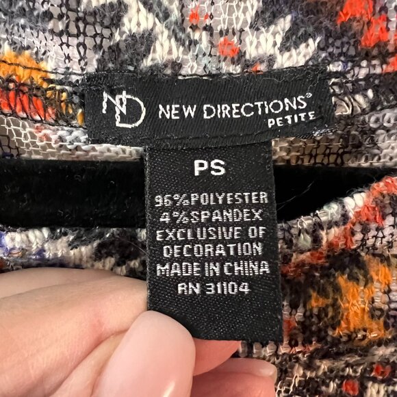 Ladies New Directions Long Sleeved Top Geometric Size PS Colorful Pre-owned‎ - Picture 4 of 5